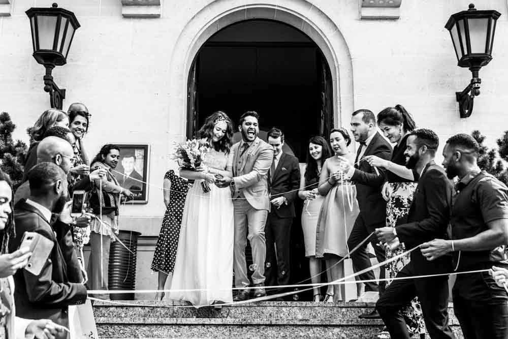 photographie de mariage en couleur et en noir et blanc